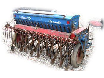  Drille Sähmaschine Saatgut Nordsten + Drille 3m - آلات زراعية