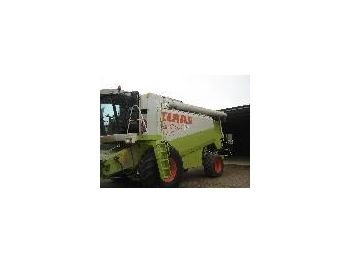 CLAAS Lexion 460
 - آلات الحصاد