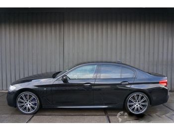 سيارة BMW 540i: صورة 1