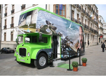 British Bus Bristol Lodekka FLF promotional exhibition unit - حافلة ذات طابقين: صورة 1
