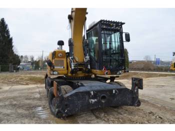 حفار ذو عجلات CATERPILLAR M322DMH