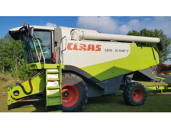 حصادة CLAAS Lexion 540C