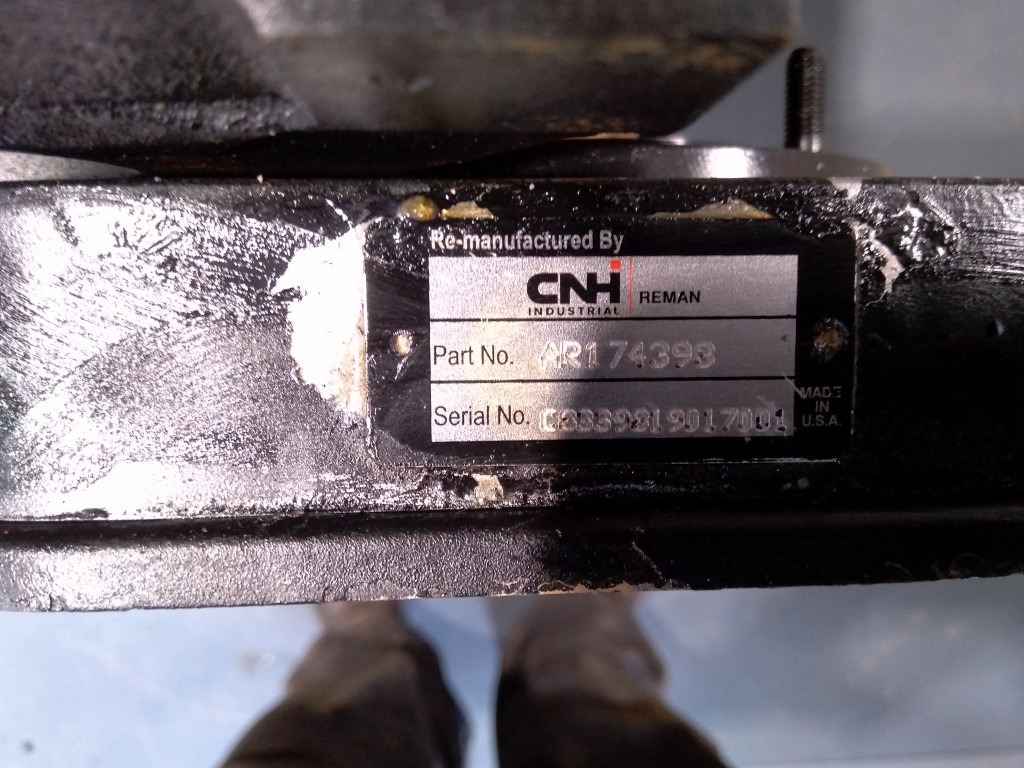 المحرك و قطع الغيار - آلات الإنشاء Cnh AR174398 -: صورة 5