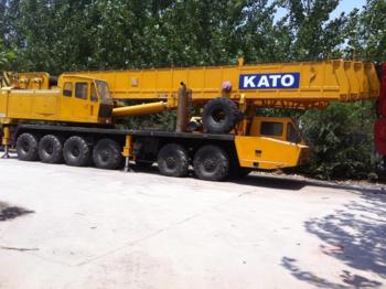 KATO NK 1200S - رافعة لجميع التضاريس