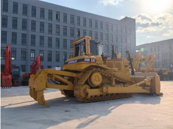 بلدوزر CATERPILLAR D8R