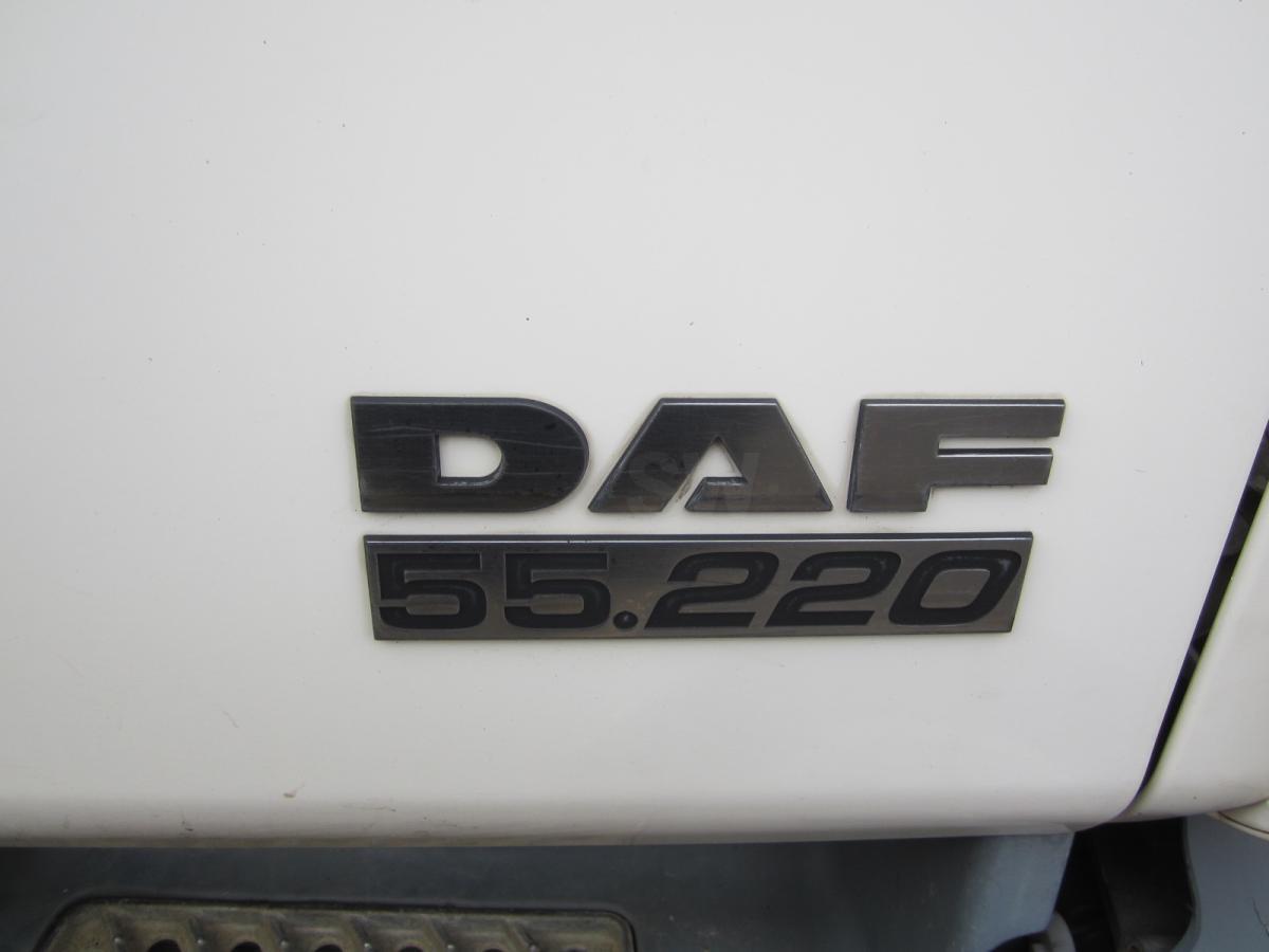 شاحنة ماشية DAF LF 220: صورة 3