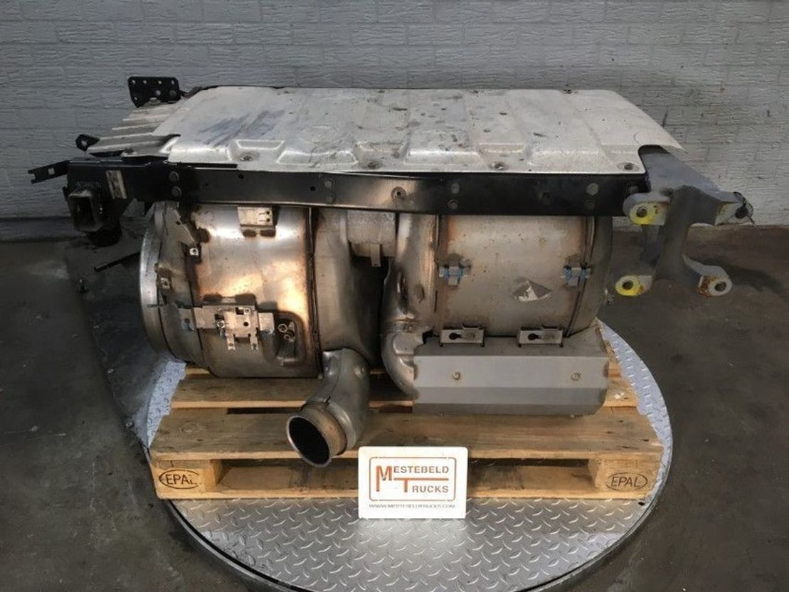 المحرك و قطع الغيار - شاحنة DAF SCR Katalysator + DPF unit: صورة 3