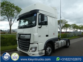 مقطورة السحب DAF XF 460 ssc intarder 2x tank
