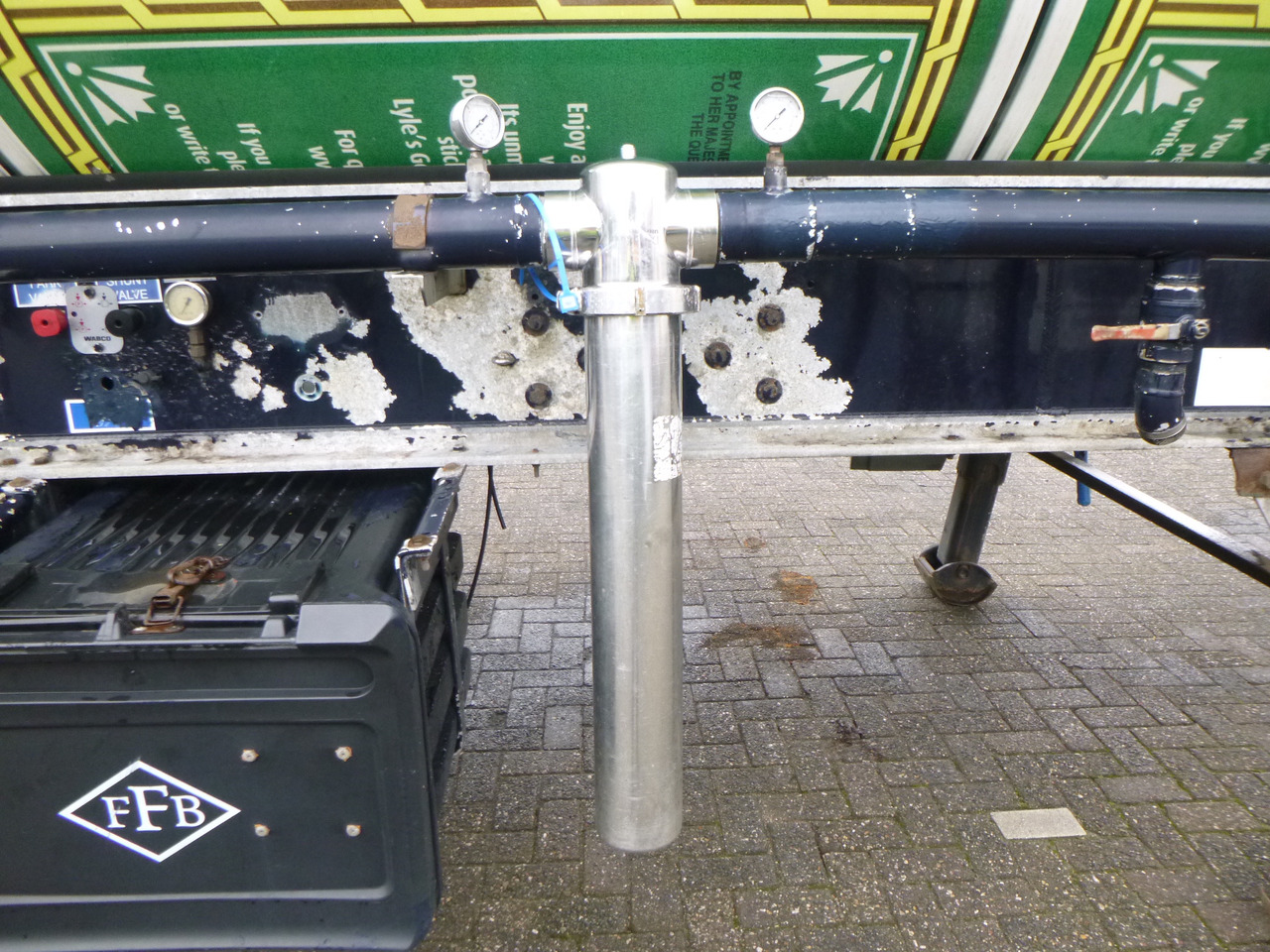 نصف مقطورة صهريج لنقل الدقيق Feldbinder Powder tank alu 38 m3 (tipping): صورة 10