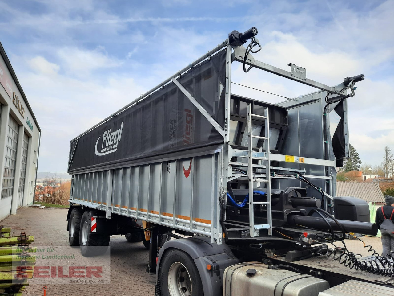 مقطورة رزاعية للبيع  Fliegl ASS 298 Agro-Truck 55m³ + Top Lift Light: صورة 3