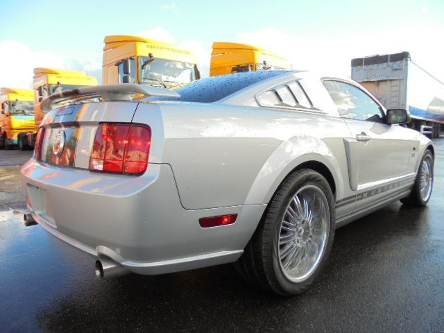 سيارة Ford Mustang GT: صورة 6