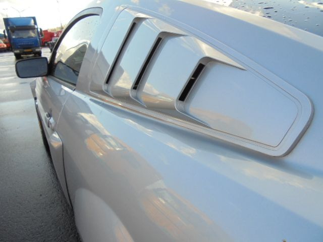 سيارة Ford Mustang GT: صورة 9