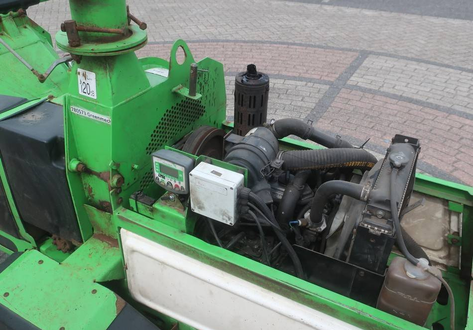 تأجير Greenmech Wood Chipper Diesel (engine issue)  Greenmech Wood Chipper Diesel (engine issue): صورة 11