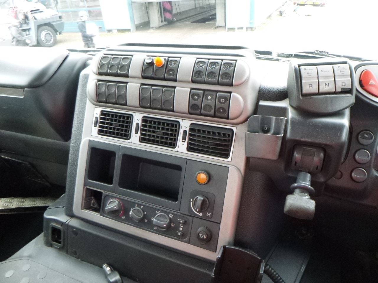 شاحنة كرين, شاحنات مسطحة Iveco AD260S31Y 6x2 RHD + Hiab 144 DLS-2 Pro: صورة 18
