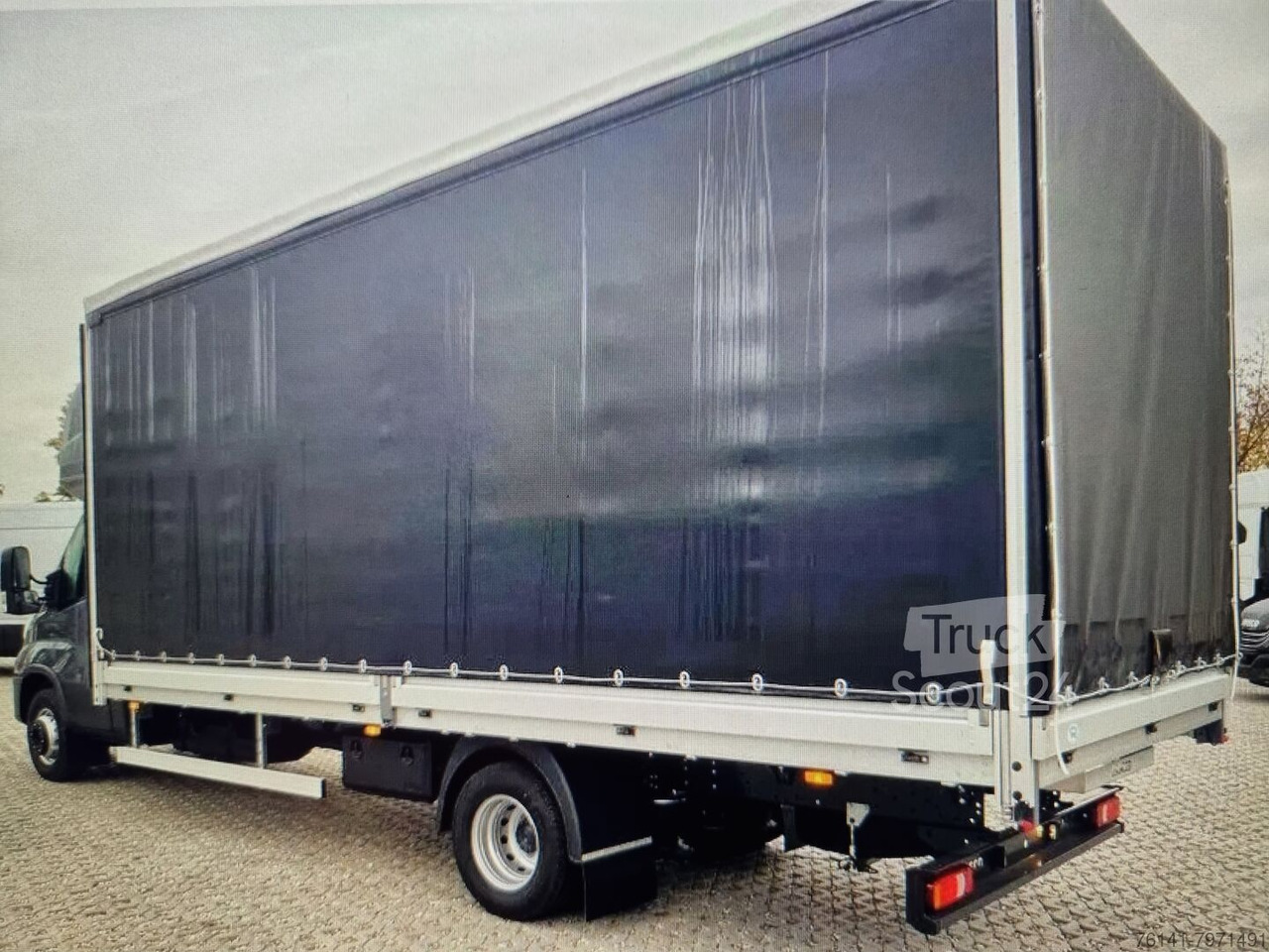 شاحنة مغلقة بستائر جانبية للبيع  Iveco Daily 70C18 A8 15PAL Luftfederung: صورة 6