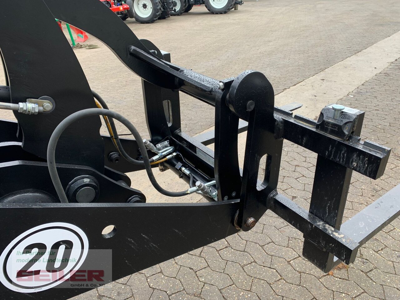 JCB 407 Agri - لودر مفصلي صغير: صورة 4