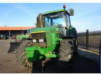 جرار بعجل John Deere 6600
