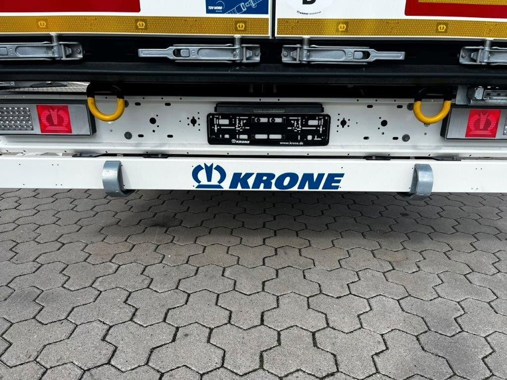 نصف مقطورة بصندوق مغلق للبيع  Krone SZK 18 Koffer Event Mega-Koffer 2.900 mm Höhe: صورة 6