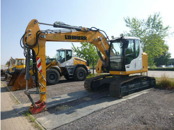 حفار زاحف Liebherr R 914 Litr. Comp.
