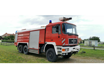 شاحنة حريق MAN 25.502 Feuerwehr 6x6 GTLF 8000: صورة 1