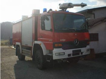 شاحنة حريق MERCEDES-BENZ ATEGO: صورة 1