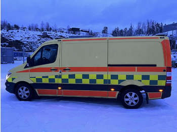 سيارة إسعاف MERCEDES-BENZ Sprinter 319 3.0 ambulance/krankenwagen: صورة 2