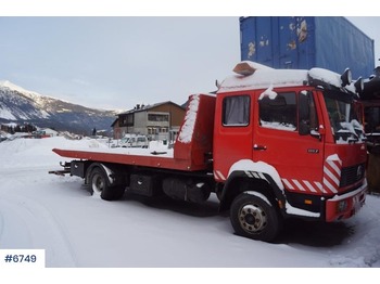 شاحنة سحب Mercedes 1117