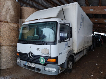 شاحنة ماشية Mercedes-Benz 815: صورة 1