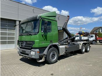 شاحنة برافعة خطافية Mercedes-Benz Actros 2646 6x4  Abrollkipper: صورة 1