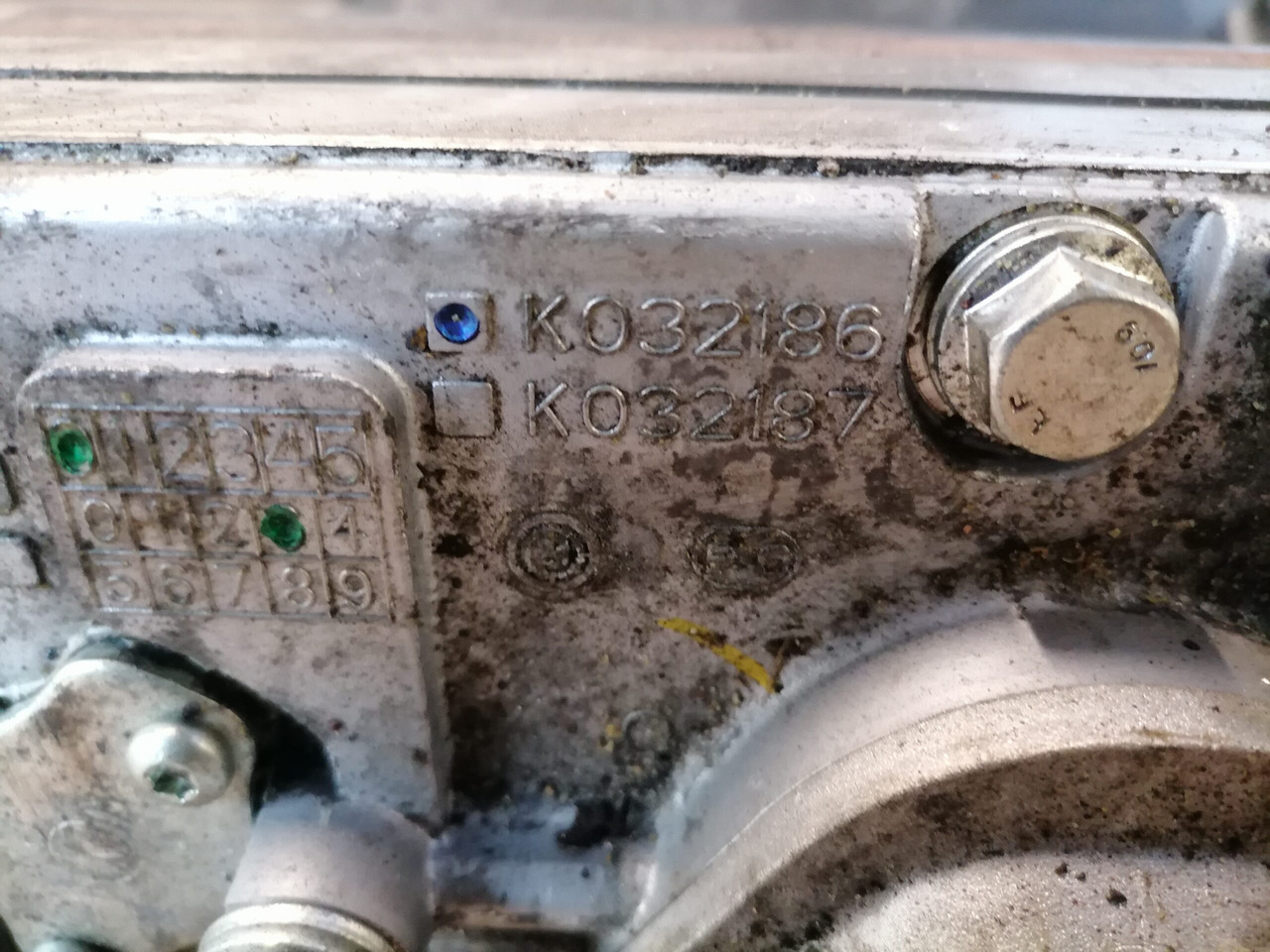 ضاغط مكابح الهواء - شاحنة Mercedes-Benz Air compressor K165523N00: صورة 6
