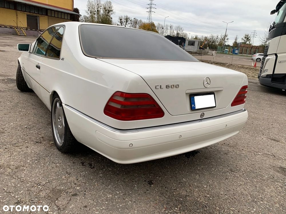 سيارة Mercedes-Benz CL 600: صورة 9