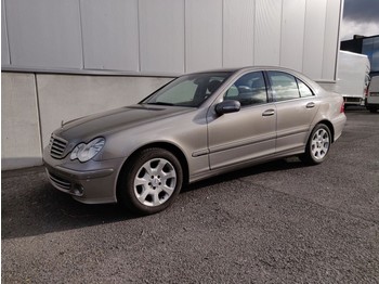 سيارة Mercedes-Benz C-Klasse 220 cdi *export* sedan Elegance