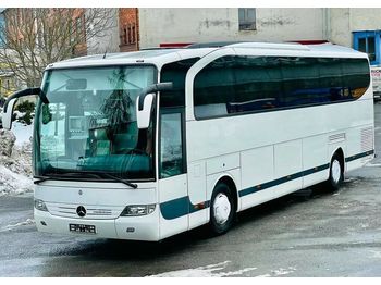 حافلة نقل لمسافات طويلة Mercedes-Benz O580 Travego 15 RHD: صورة 1