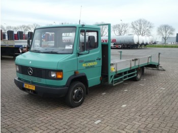 شاحنة توصيل مفتوحة Mercedes-Benz VARIO 611 D machine transport: صورة 1