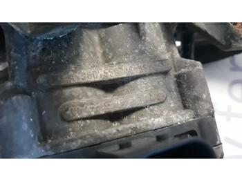 صمام - شاحنة Mercedes-Benz valve block: صورة 5