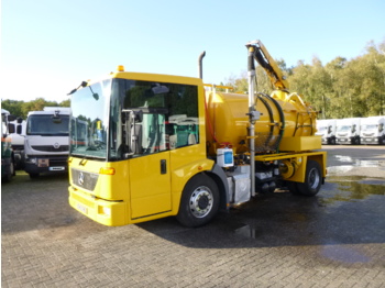 فراغ شاحنة Mercedes Econic 1824 4x2 RHD Whale vacuum tank 8.2 m3