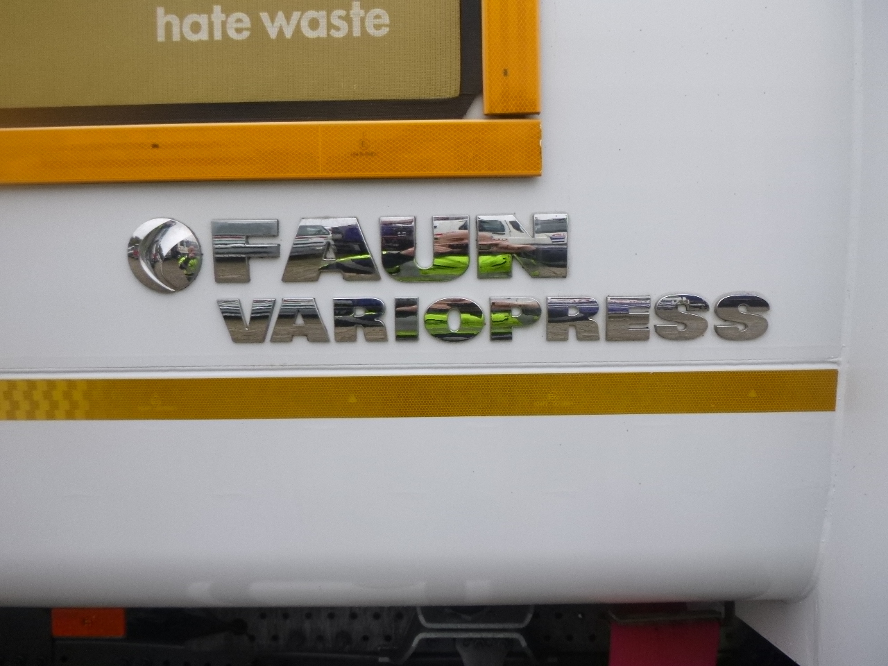 شاحنة قمامة Mercedes Econic 2629 6x2 RHD Faun Variopress refuse truck: صورة 13