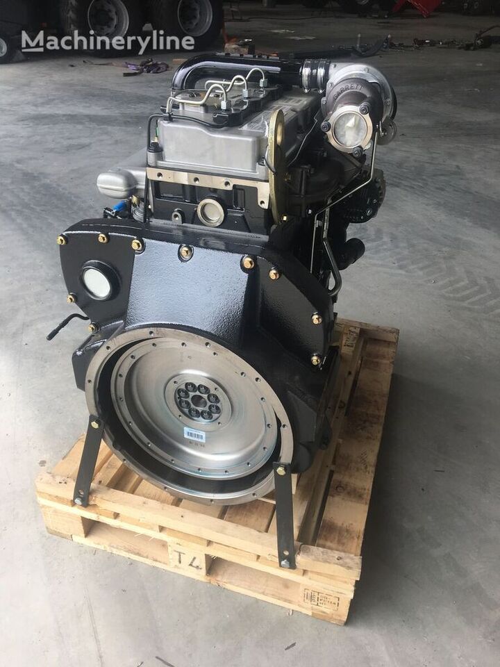 محرك - اللودر بعجل للبيع  New JCB TIER 3 68KW - MECHANICAL - 12V: صورة 2