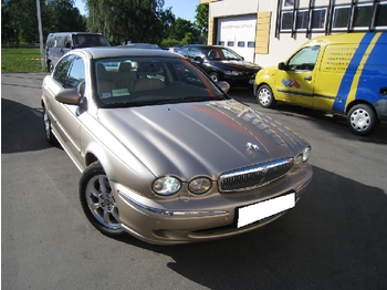 JAGUAR X-TYPE - سيارة