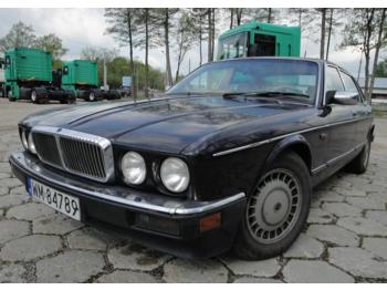 Jaguar XJ6  - سيارة