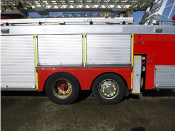 شاحنة حريق Scania P310 6x2 RHD fire truck + pump, ladder & manlift: صورة 5
