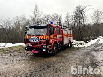 شاحنة حريق Scania P93 Släckbil: صورة 1