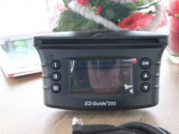 Steyr EZ-Guide 250 mit AG 15 Antenne - نظام الملاحة