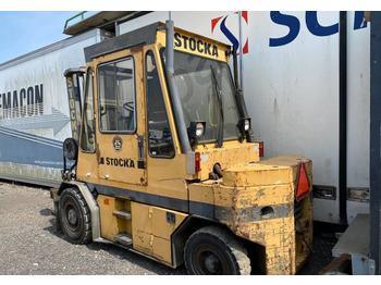 شاحنة نقل الطبالي Stocka Truck: صورة 1