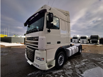 مقطورة السحب DAF XF 105 460