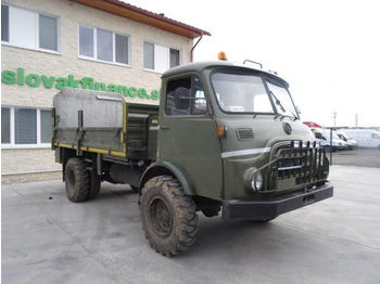 Steyr daimler 680M 4x4, with hydraulic at the back  - شاحنات مسطحة