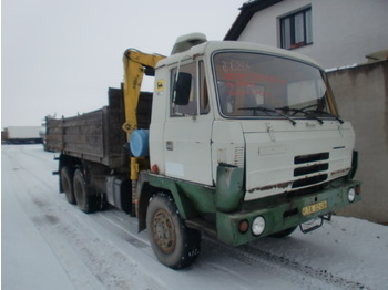 Tatra 815 - شاحنات مسطحة