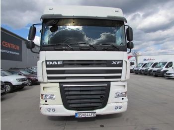 شاحنة ذات مبرد DAF XF 105
