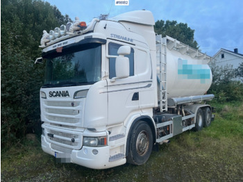 شاحنة صهريج Scania R560