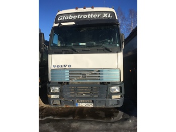 مقطورة السحب VOLVO FH12